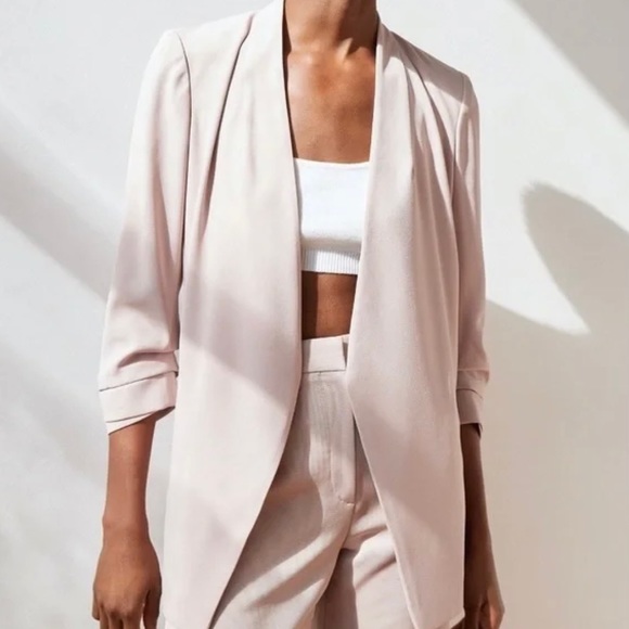 Babaton Jackets & Blazers - Babaton Power Blazer